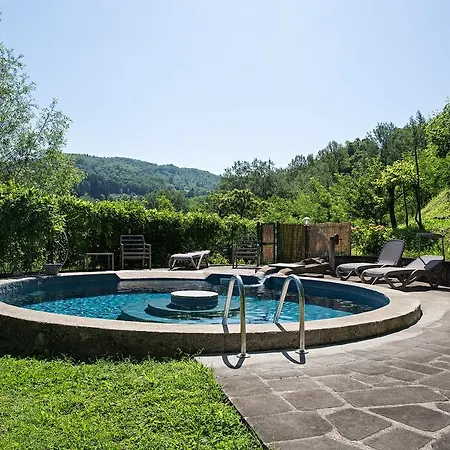 Holiday home Il Nido - Private Villa With Pool And Jacuzzi Castelnuovo di Garfagnana